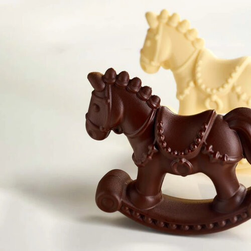 Pavoni Sallanan At Çikolata Kalıbı 200 gr KT221 - 3